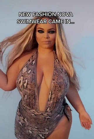 3. Sultry Trisha Paytas Shows Cleavage in Swimsuit