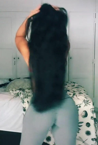 5. Hot Victoria Matosa Shows Big Butt