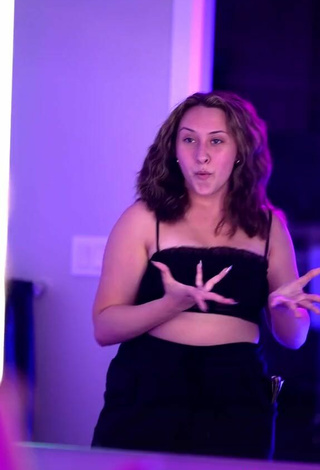 5. Sultry Brooklynne Webb in Black Crop Top and Bouncing Tits