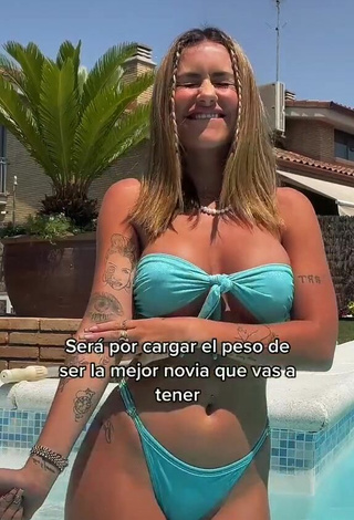 4. Sexy Abril Cols in Turquoise Bikini at the Pool