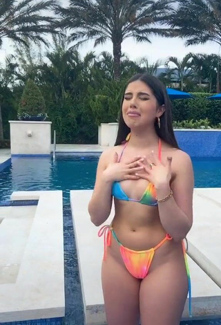 3. Pretty Amanda Díaz in Bikini at the Swimming Pool