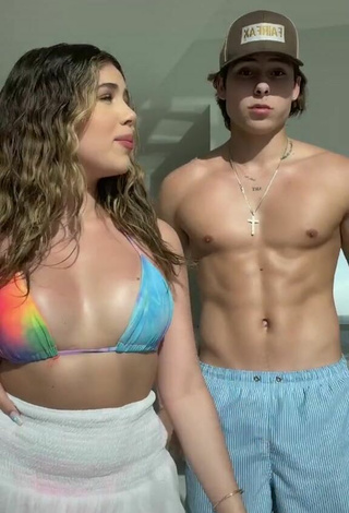 Luscious Amanda Díaz Shows Cleavage in Bikini Top