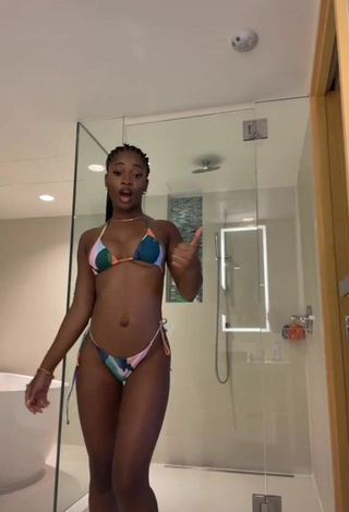 Sweet Angel Ogbonna Shows Cleavage in Cute Bikini