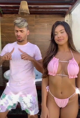 Really Cute Ayarla Souza Shows Cleavage in Pink Bikini