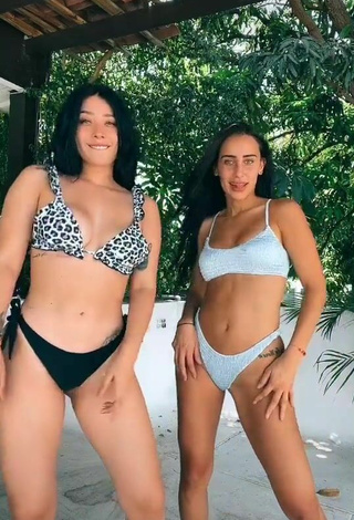 2. Luscious Brenda Zambrano in Bikini