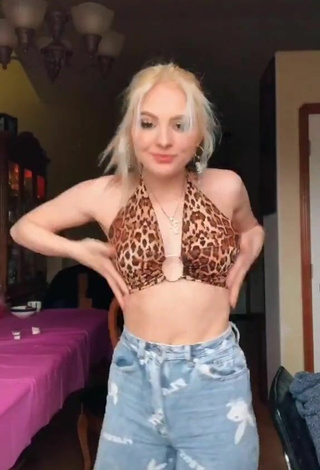 2. Titillating Daryna Popach in Leopard Crop Top