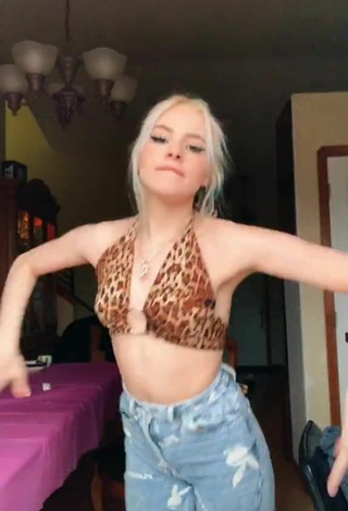 5. Cute Daryna Popach in Leopard Crop Top