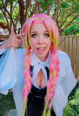 Adorable dessyyc Shows Cosplay